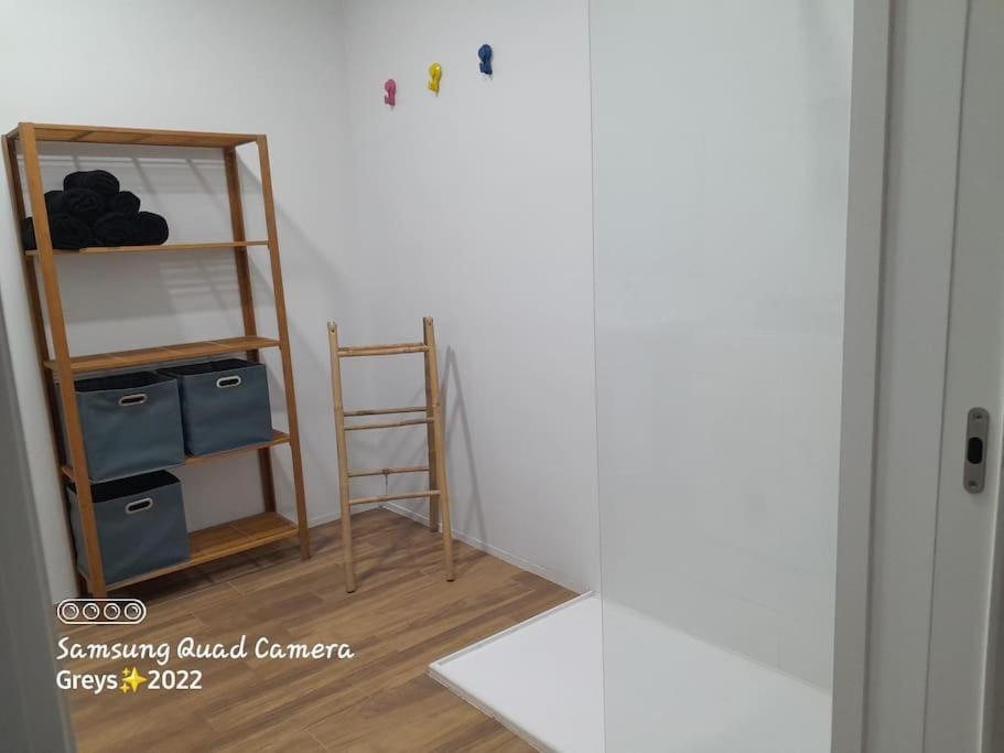 ולנסיה Apartamento Nuevo Cerca De La Playa Y Del Centro מראה חיצוני תמונה