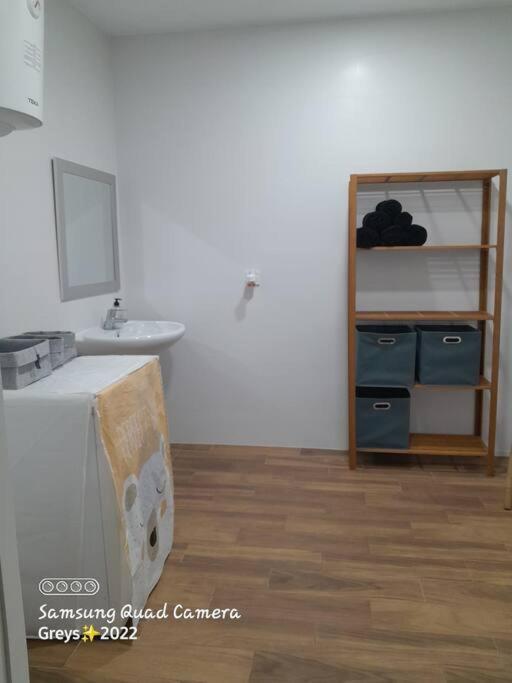 ולנסיה Apartamento Nuevo Cerca De La Playa Y Del Centro מראה חיצוני תמונה